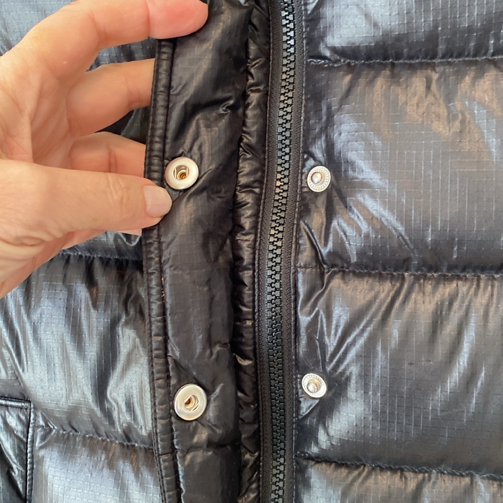 J Crew Women's Down Puffer Vest - Black - Size XS - Picture 3 of 9